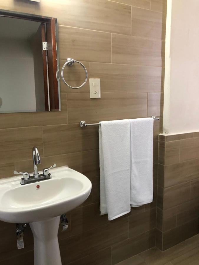Hotel Lorena Лос-Мочис Экстерьер фото